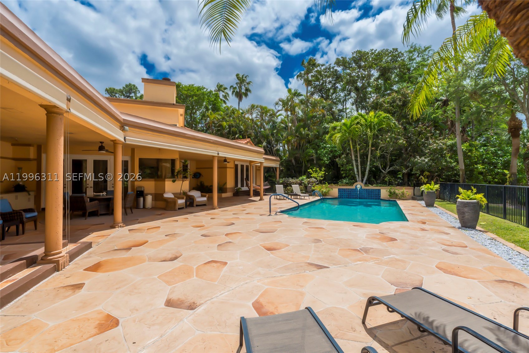 5328 E Leitner Dr, Coral Springs FL 33067