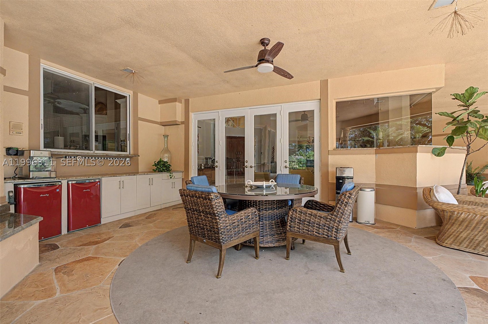 5328 E Leitner Dr, Coral Springs FL 33067