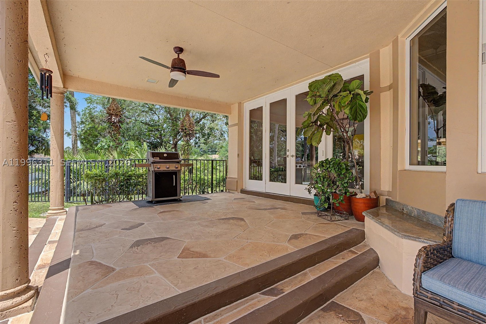 5328 E Leitner Dr, Coral Springs FL 33067