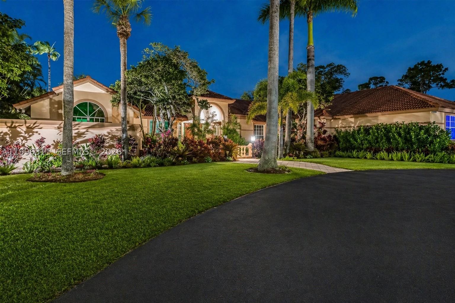 5328 E Leitner Dr, Coral Springs FL 33067