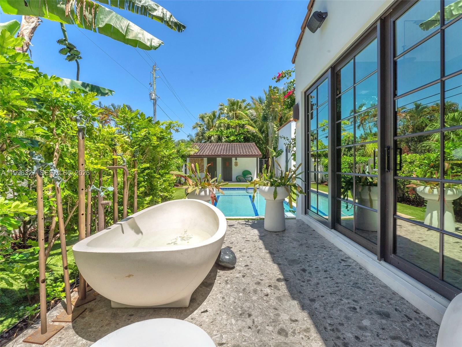 1321 Tyler St, Hollywood FL 33019
