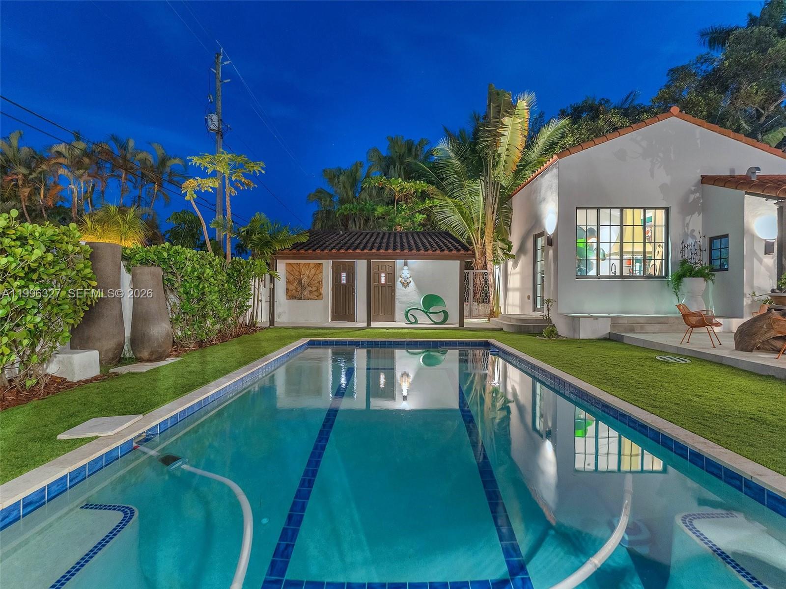 1321 Tyler St, Hollywood FL 33019