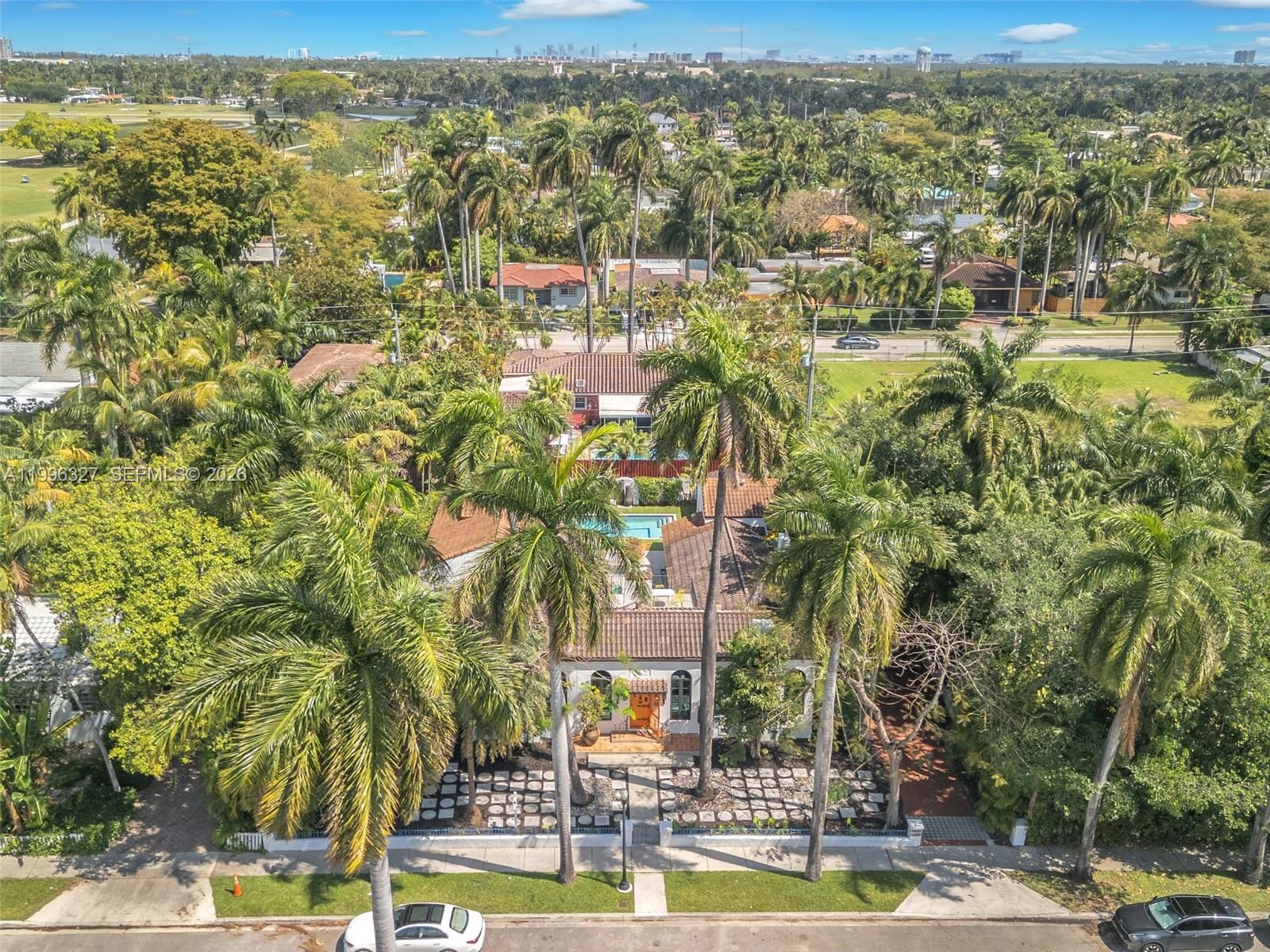 1321 Tyler St, Hollywood FL 33019