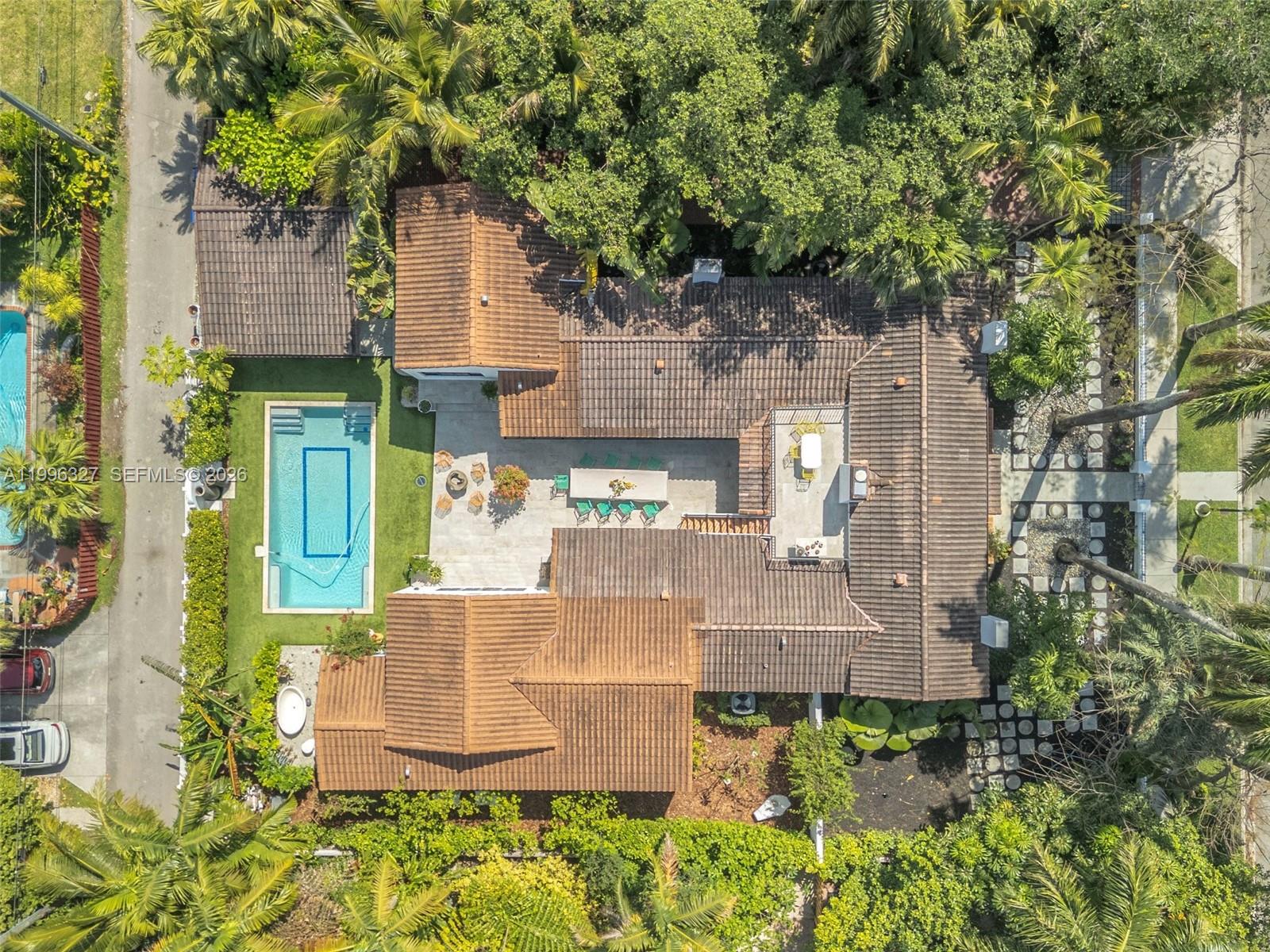 1321 Tyler St, Hollywood FL 33019