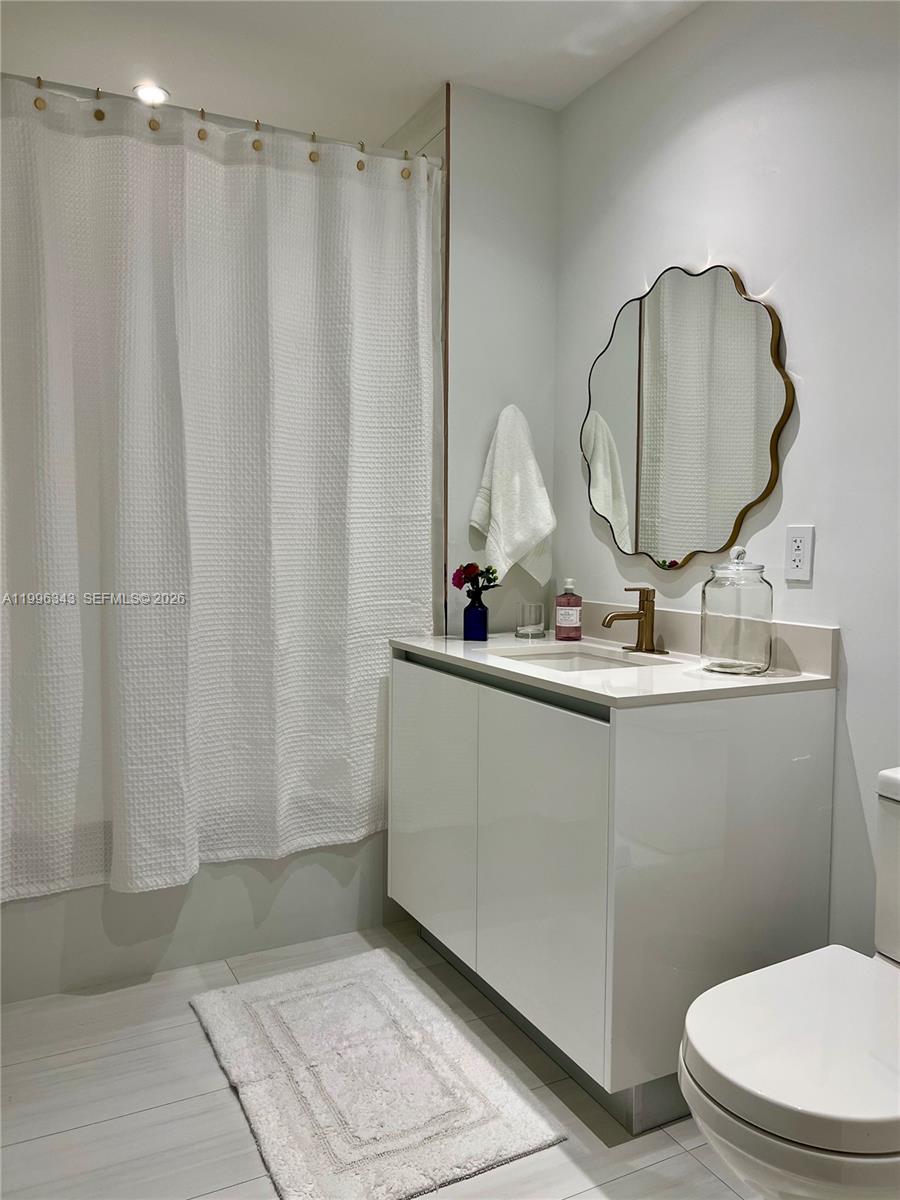 2678 Tigertail Ave #2006, Coconut Grove FL 33133