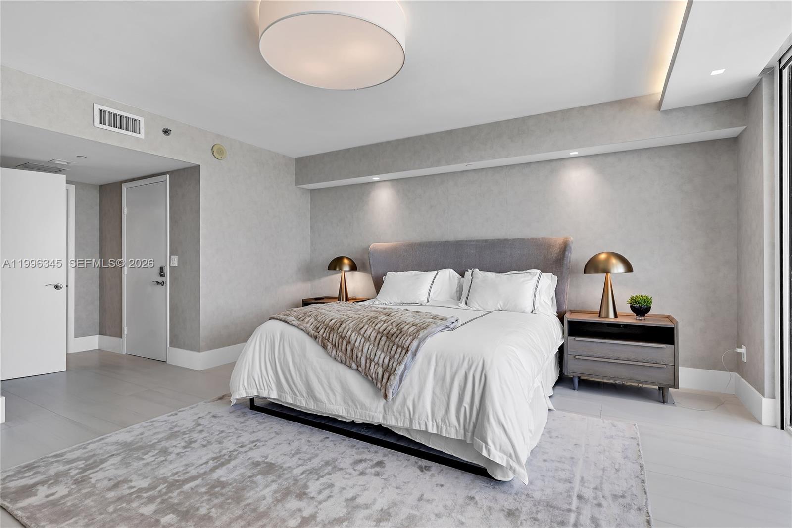 1830 S Ocean Dr #1501, Hallandale Beach FL 33009