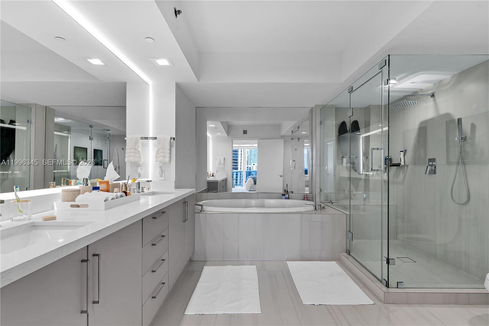 1830 S Ocean Dr #1501, Hallandale Beach FL 33009