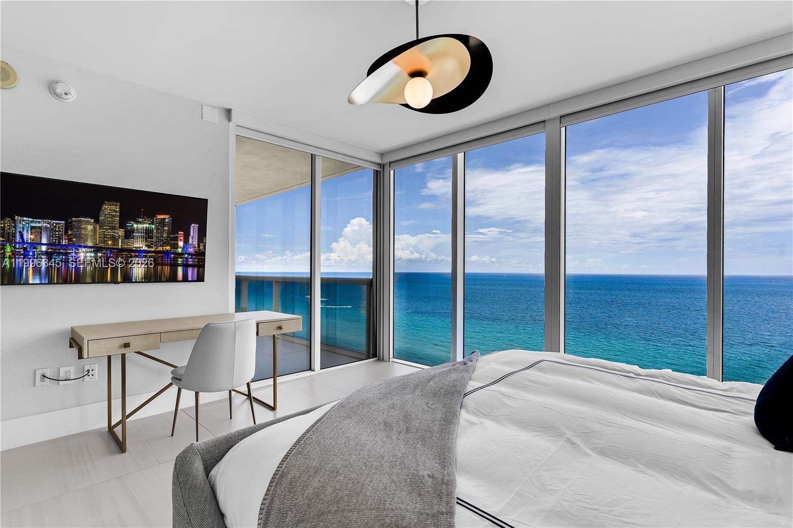 1830 S Ocean Dr #1501, Hallandale Beach FL 33009