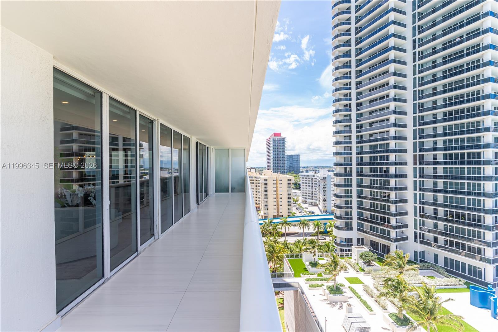 1830 S Ocean Dr #1501, Hallandale Beach FL 33009