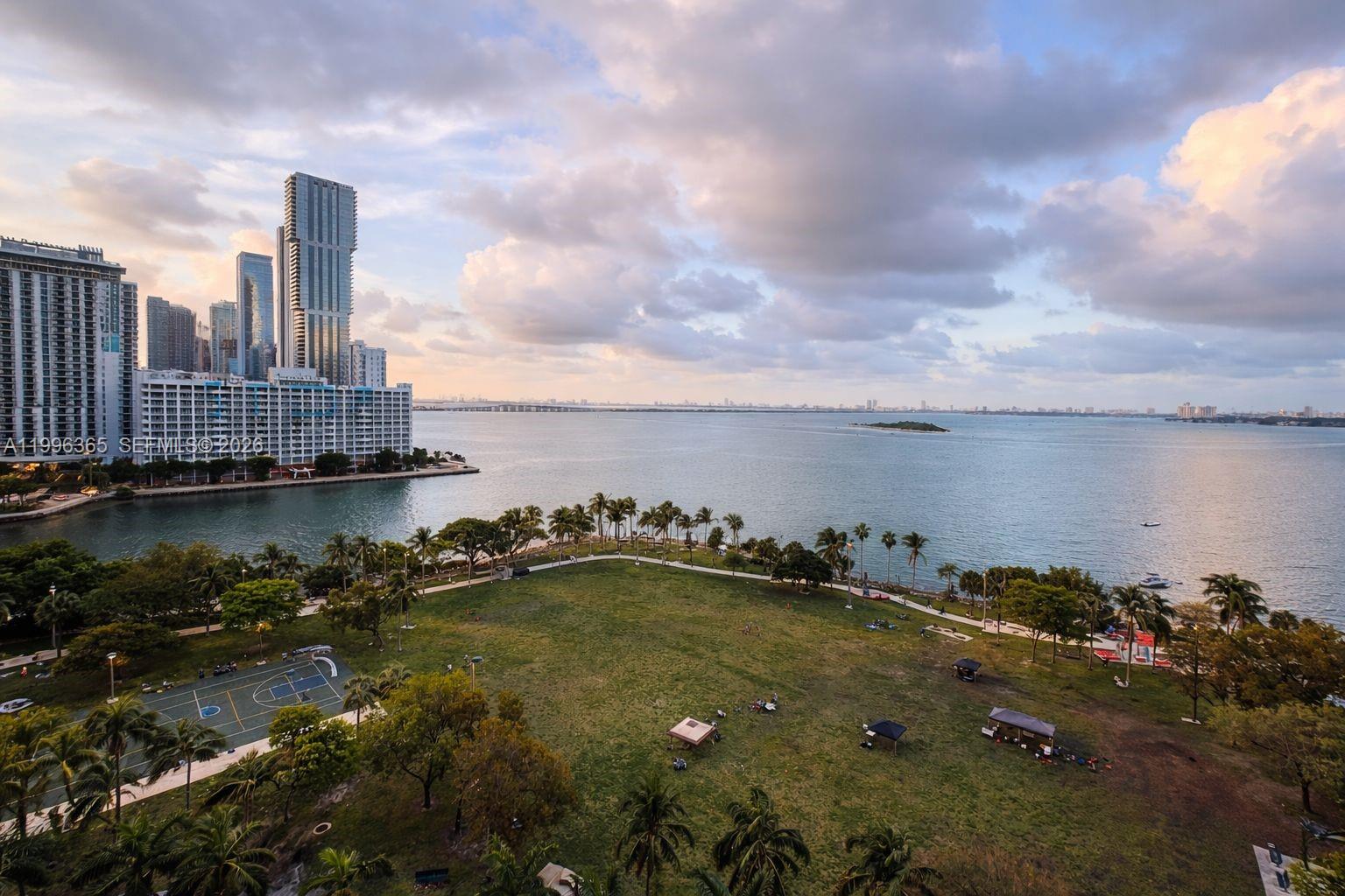 1900 N Bayshore Dr #910, Miami FL 33132