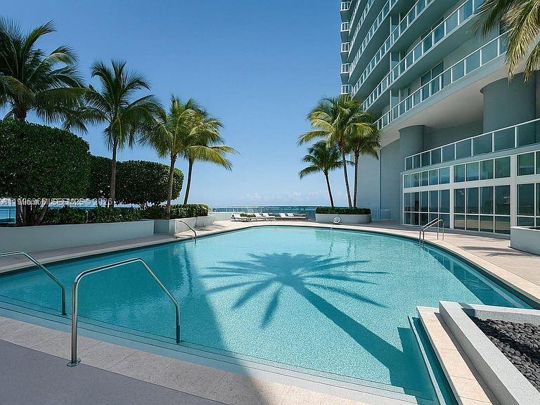 1900 N Bayshore Dr #910, Miami FL 33132