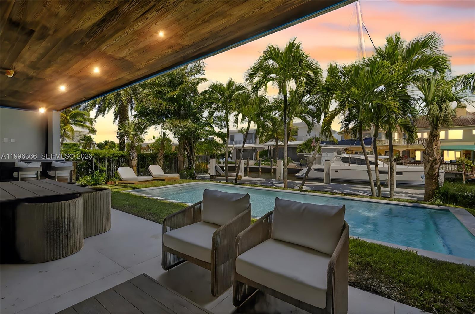 620 Solar Isle Dr, Fort Lauderdale FL 33301
