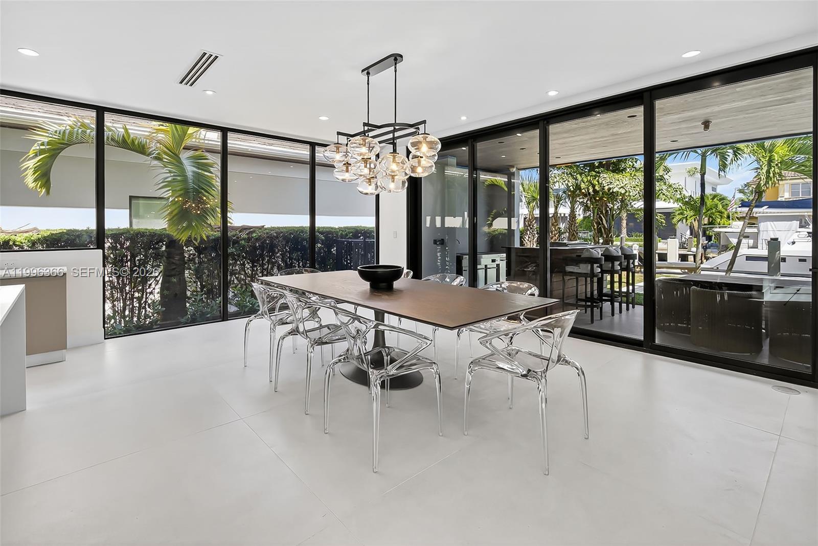 620 Solar Isle Dr, Fort Lauderdale FL 33301