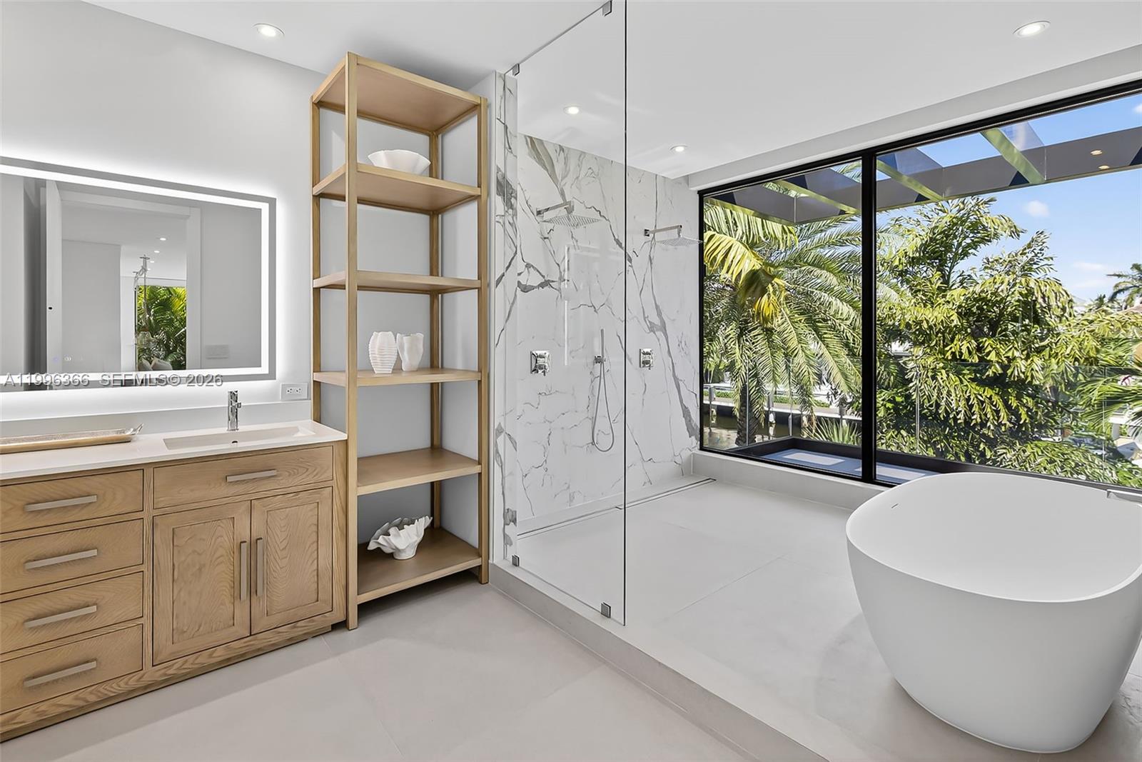 620 Solar Isle Dr, Fort Lauderdale FL 33301