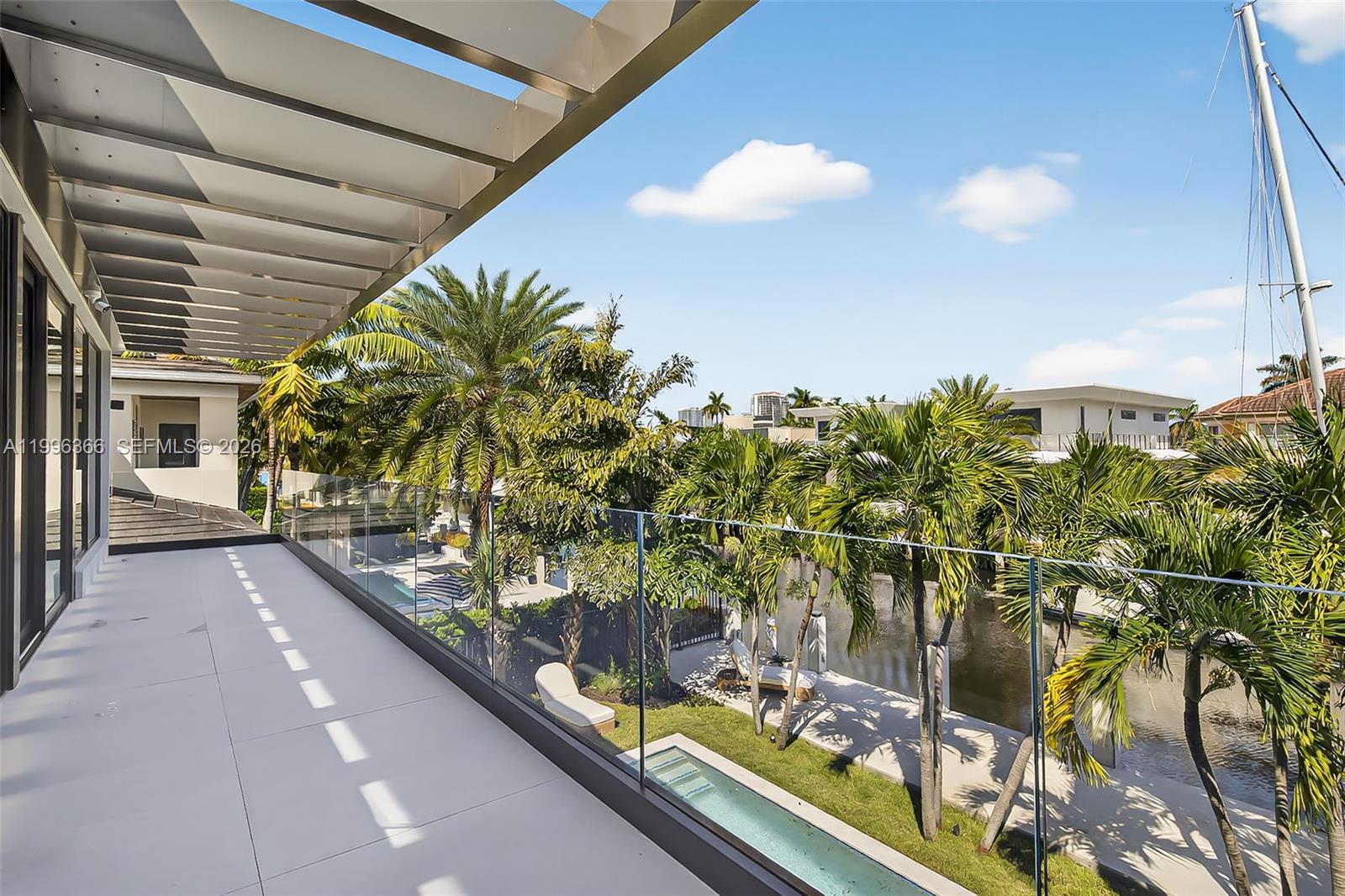 620 Solar Isle Dr, Fort Lauderdale FL 33301
