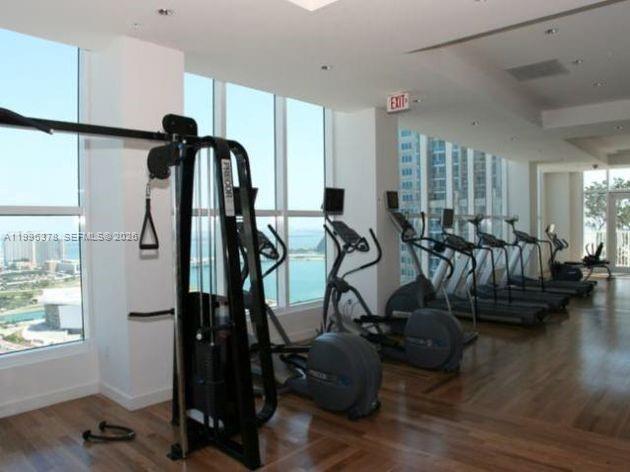 133 NE 2nd Ave #1011, Miami FL 33132