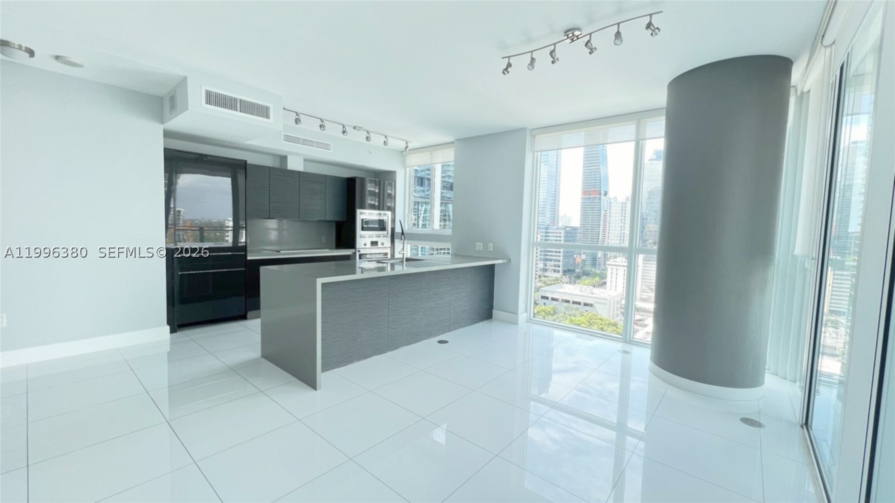 1080 Brickell Ave #1801, Miami FL 33131