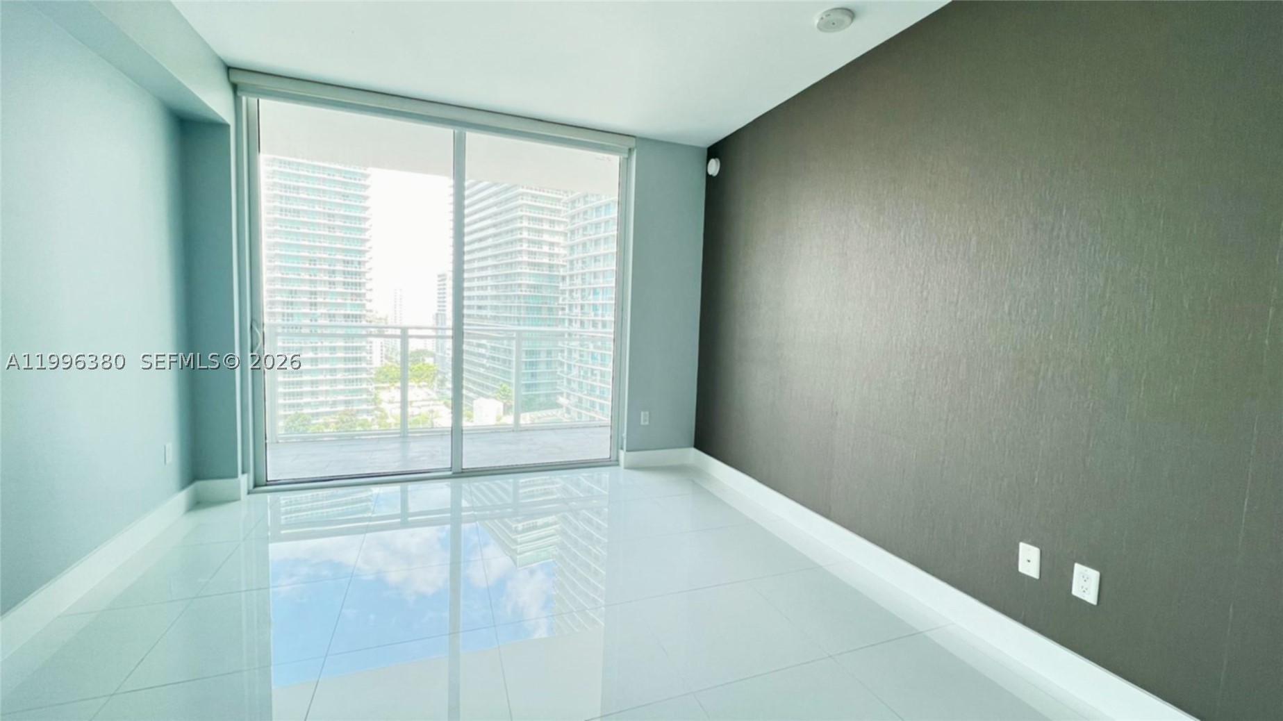 1080 Brickell Ave #1801, Miami FL 33131