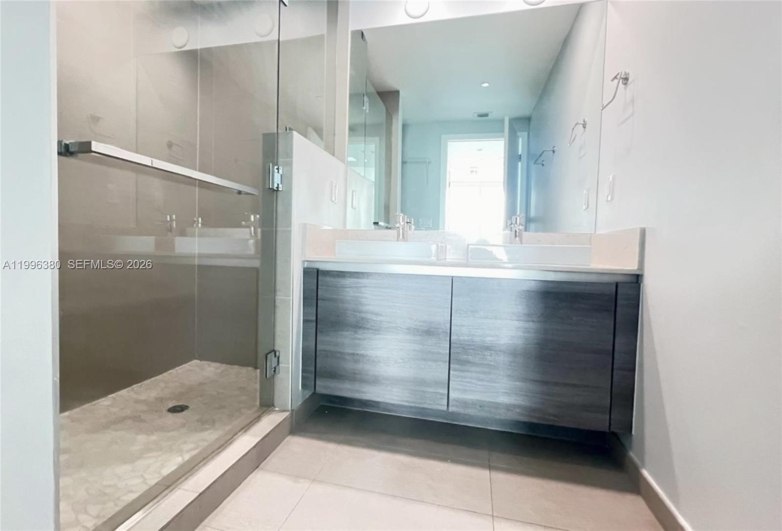 1080 Brickell Ave #1801, Miami FL 33131