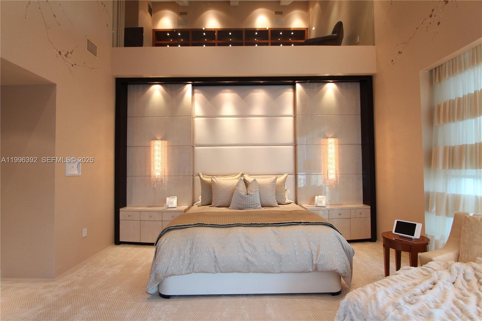 900 Brickell Key Blvd #PH3403, Miami FL 33131