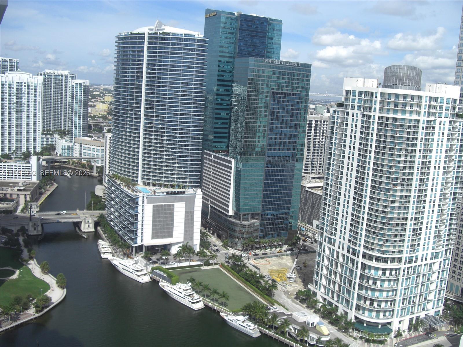 900 Brickell Key Blvd #PH3403, Miami FL 33131