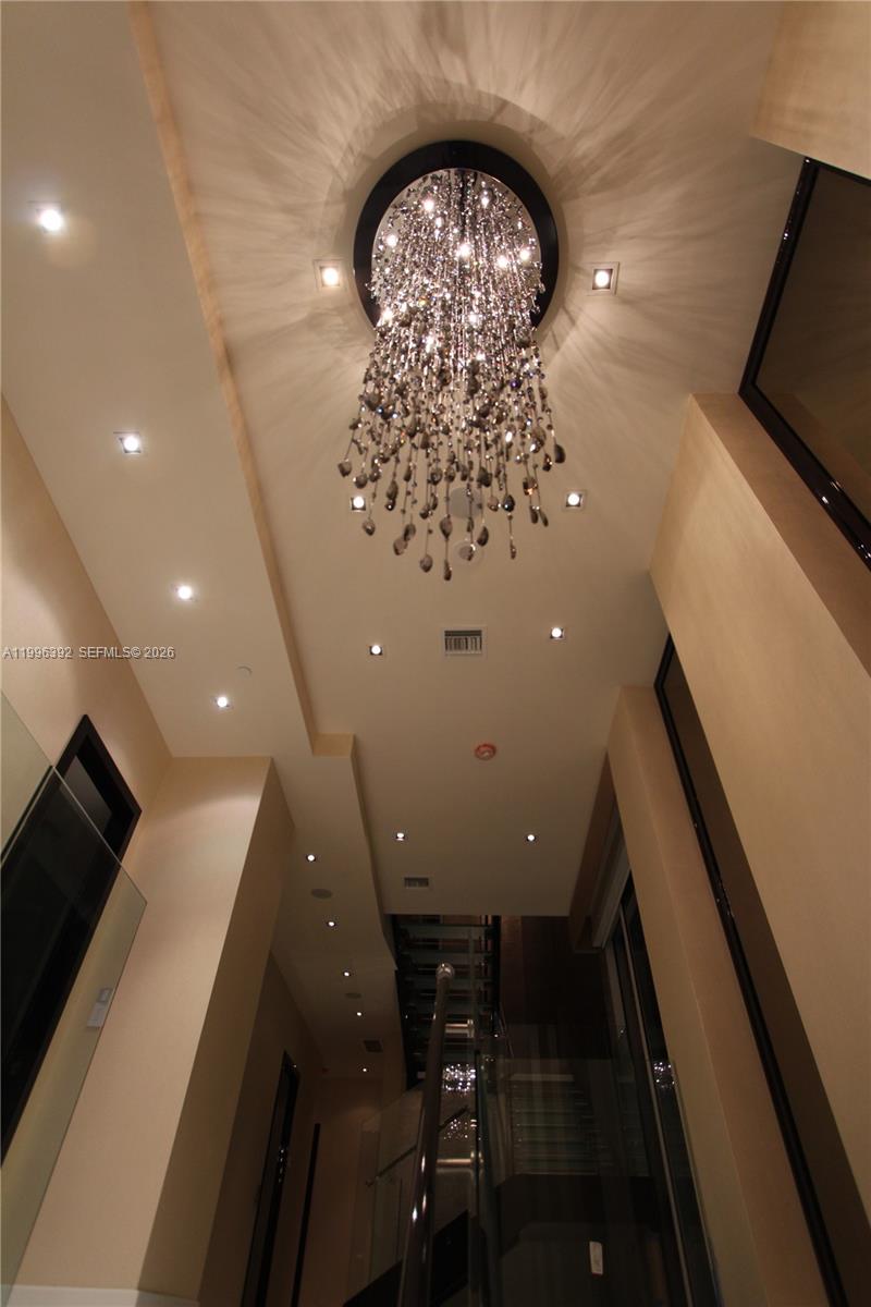 900 Brickell Key Blvd #PH3403, Miami FL 33131