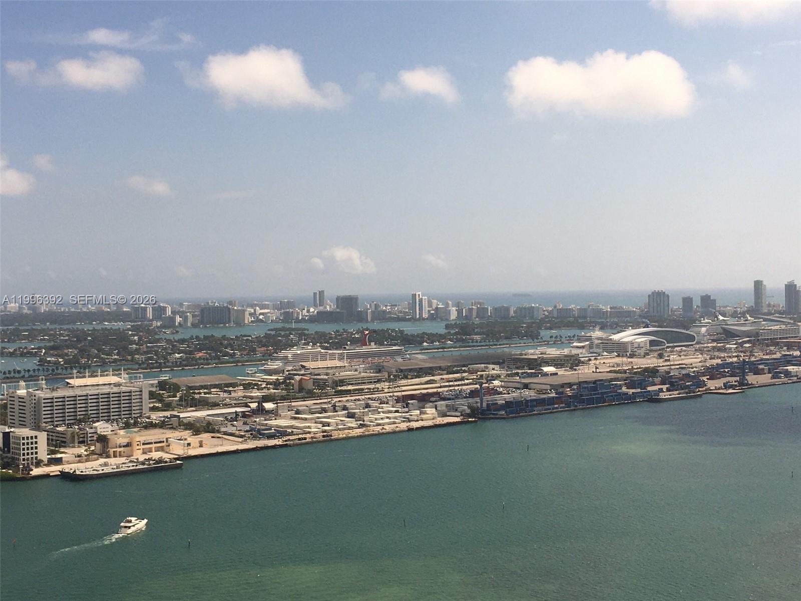 900 Brickell Key Blvd #PH3403, Miami FL 33131