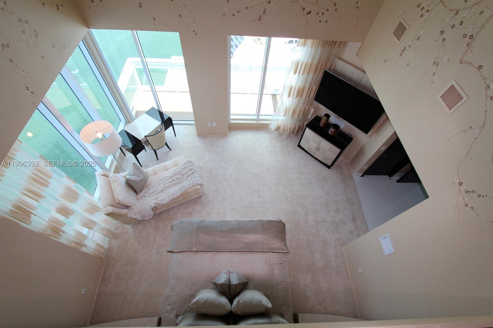 900 Brickell Key Blvd #PH3403, Miami FL 33131