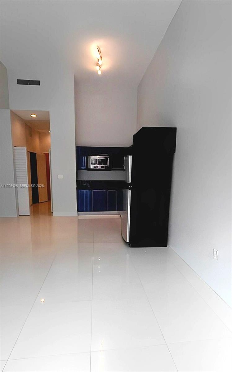 253 NE 2nd St #222, Miami FL 33132
