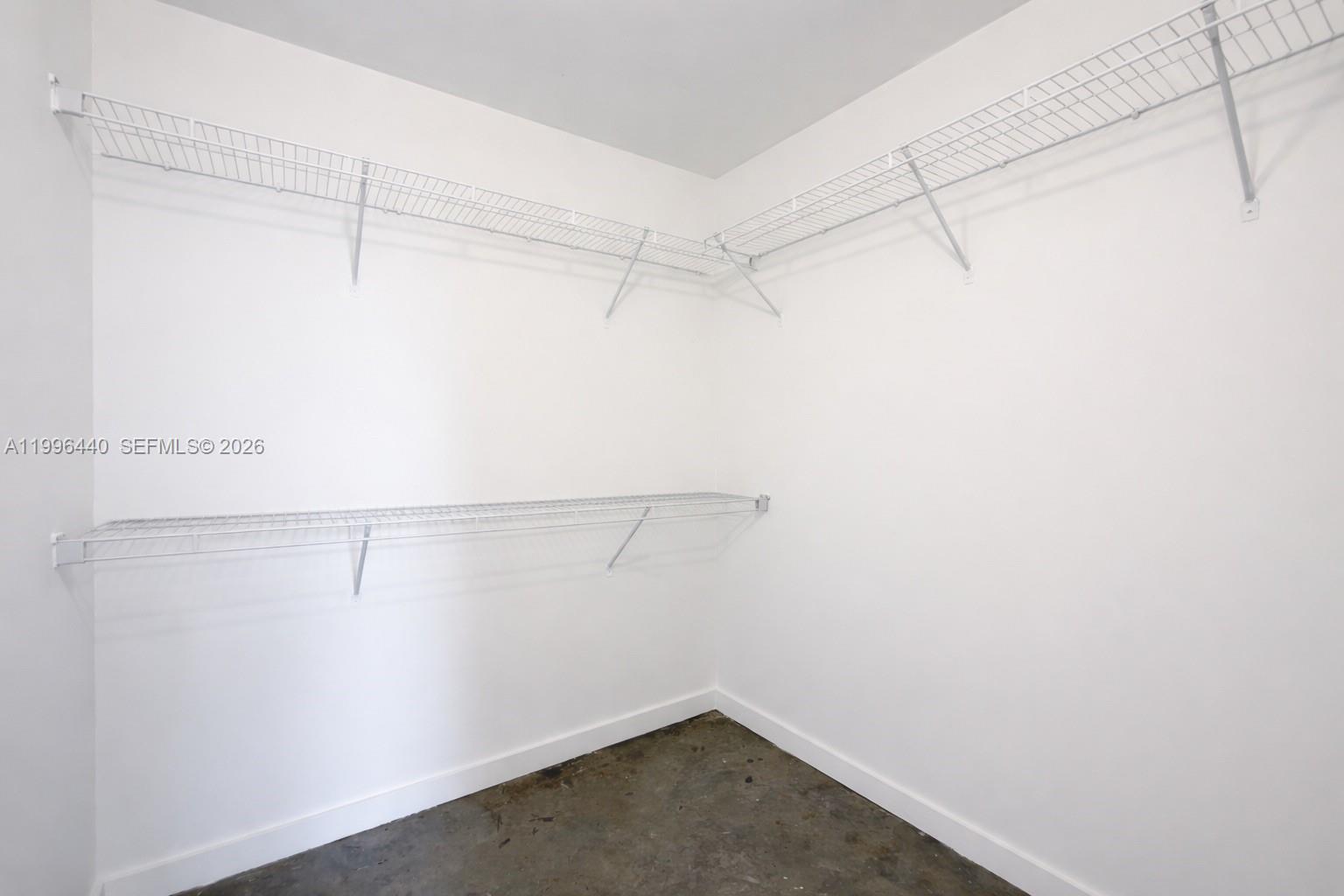 151 SE 1st St #3001, Miami FL 33131