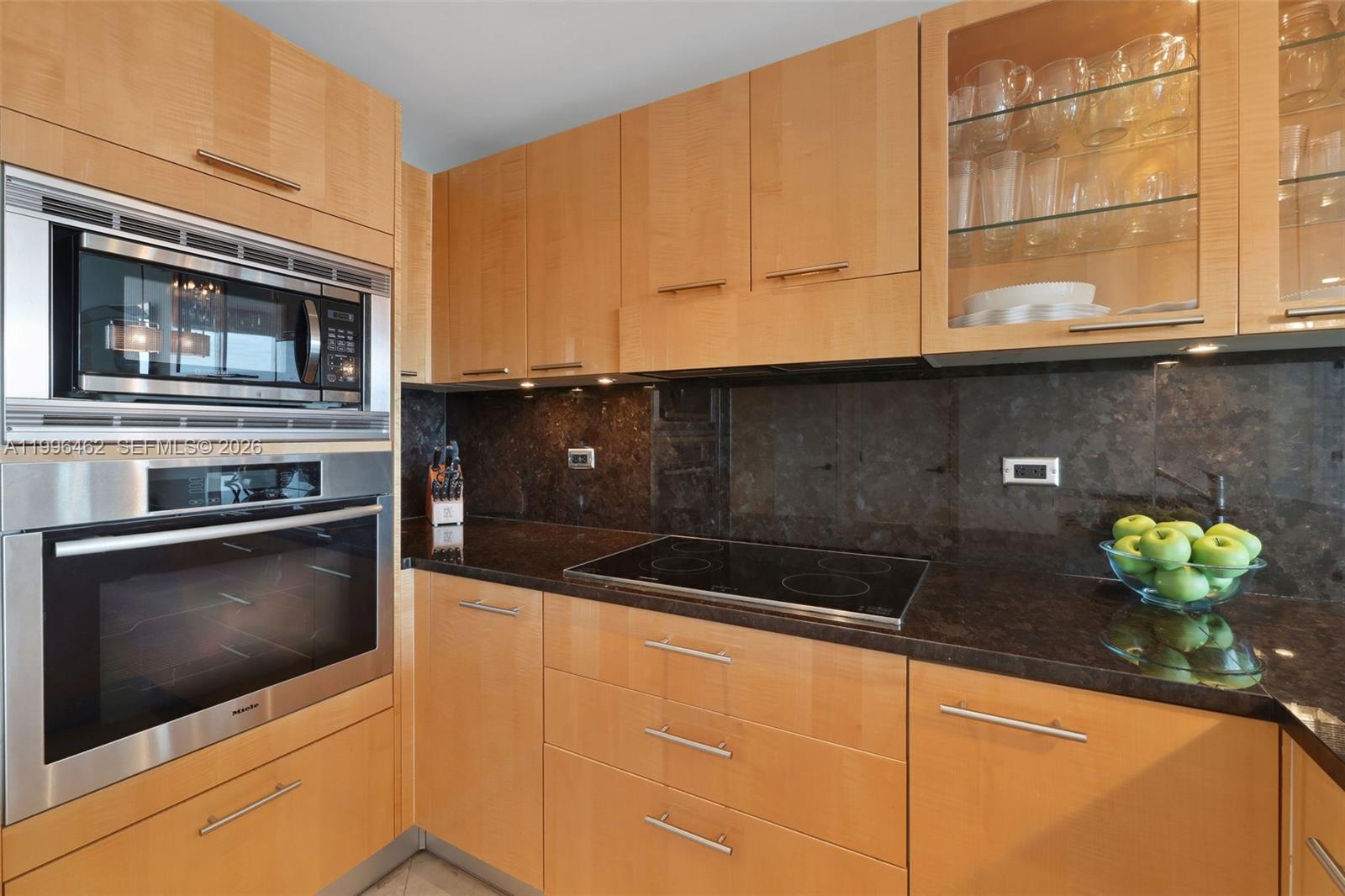 6799 Collins Ave #1106, Miami Beach FL 33141