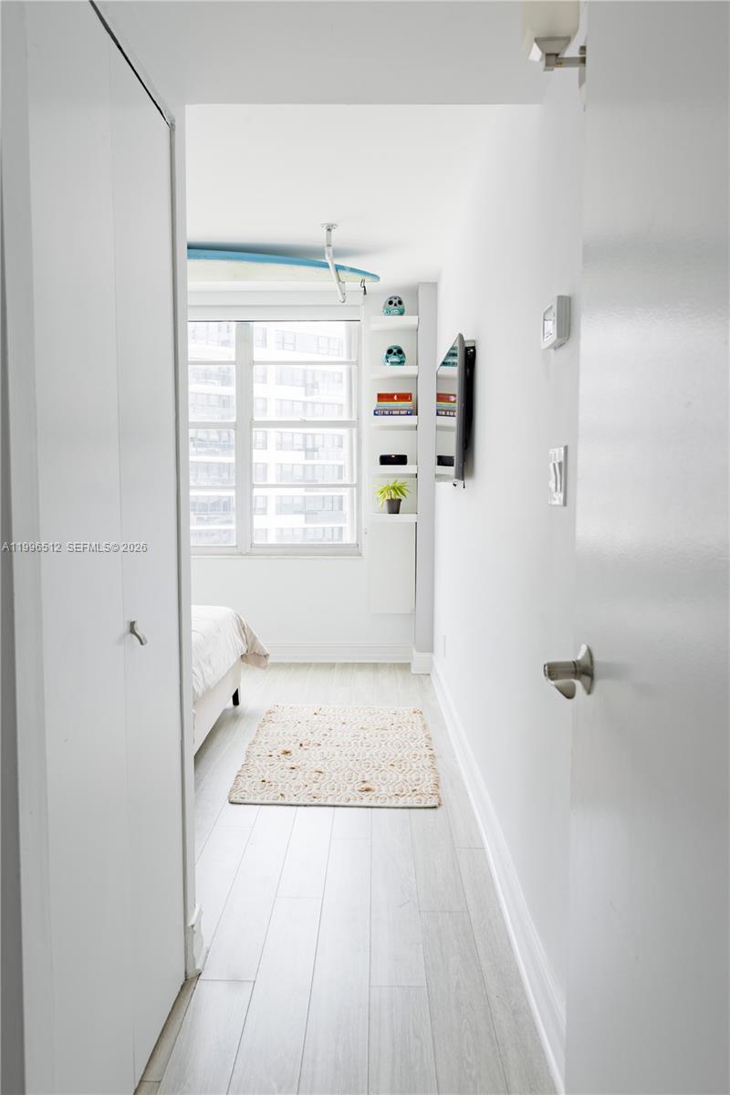5161 Collins Ave #1102, Miami Beach FL 33140