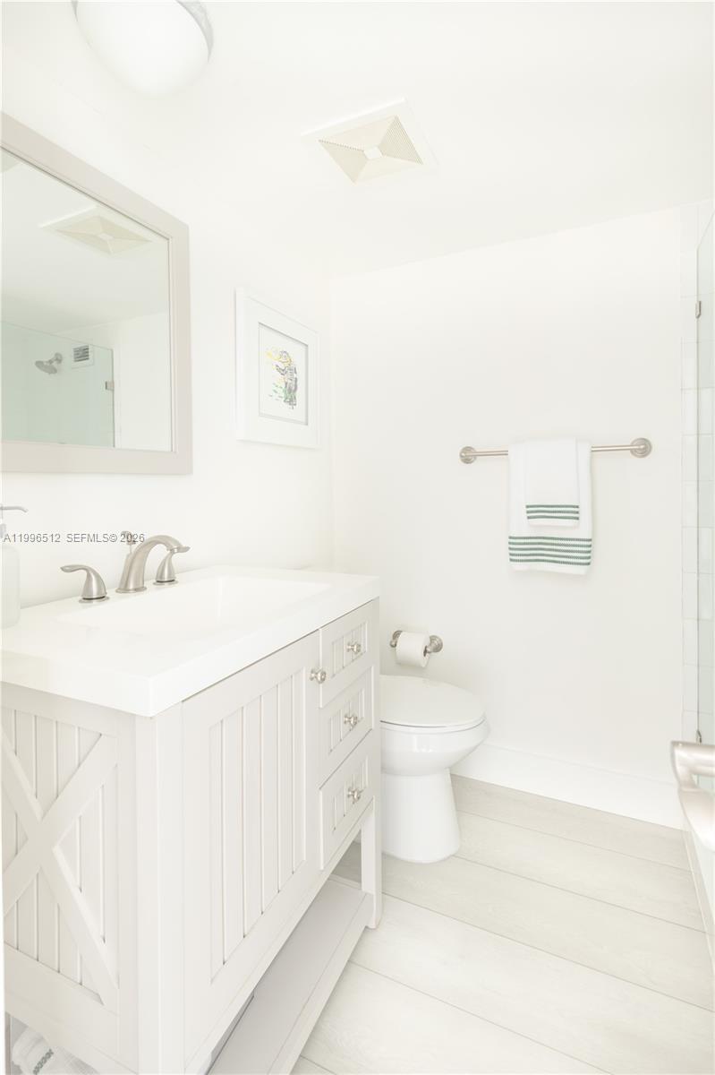 5161 Collins Ave #1102, Miami Beach FL 33140