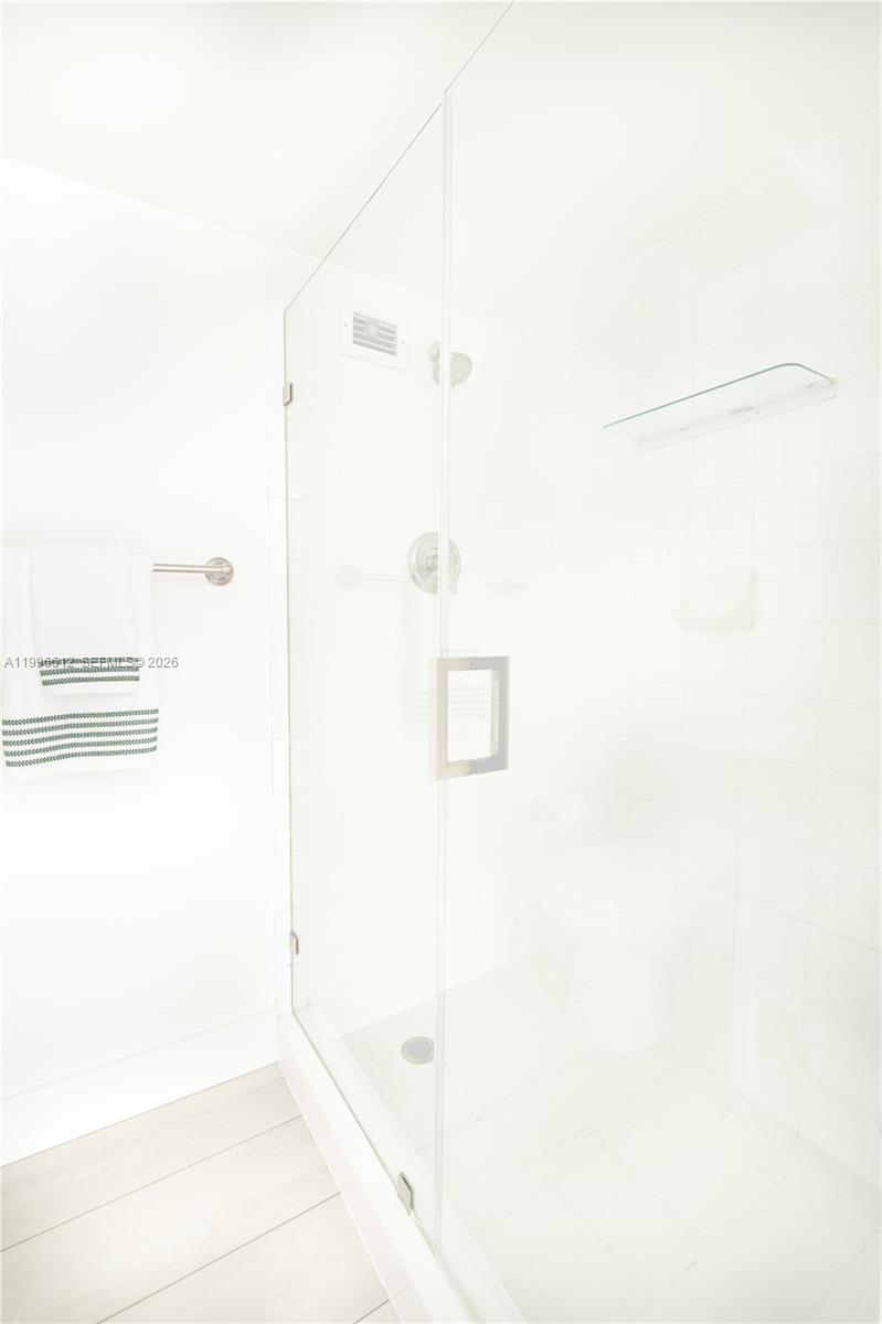 5161 Collins Ave #1102, Miami Beach FL 33140