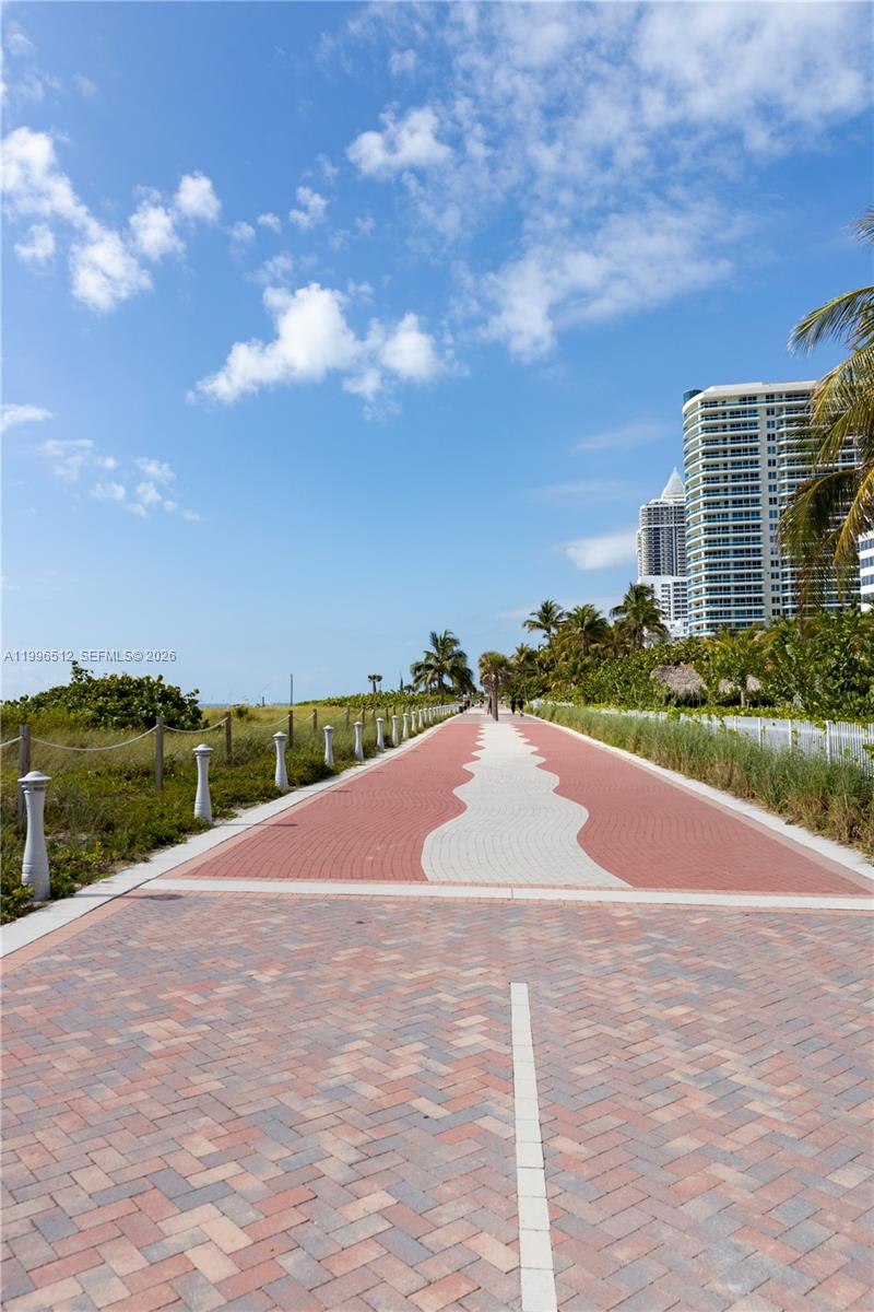 5161 Collins Ave #1102, Miami Beach FL 33140