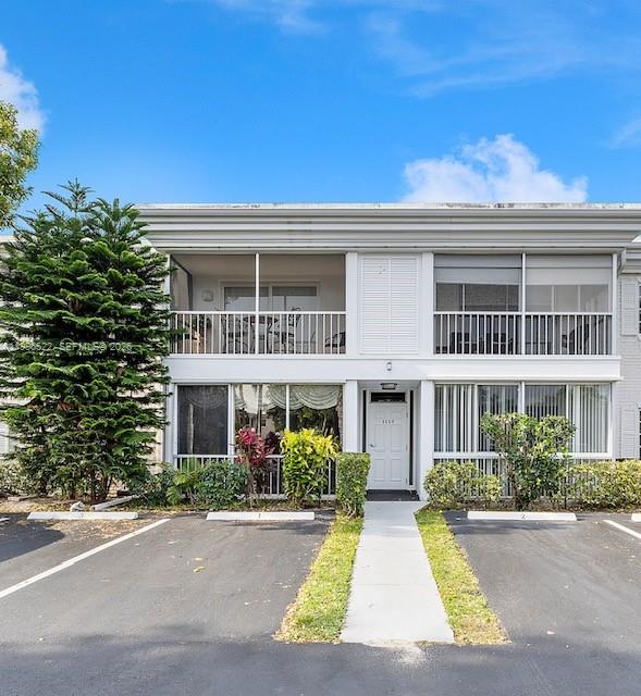 6259 Bay Club Dr #3, Fort Lauderdale FL 33308