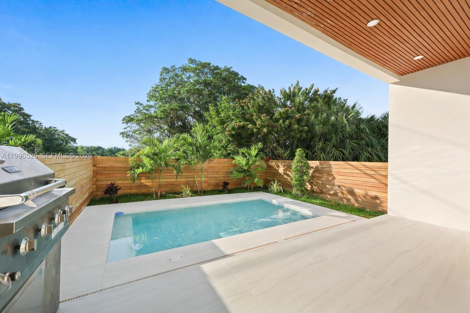 1337 NE 13th Ave #1337, Fort Lauderdale FL 33304
