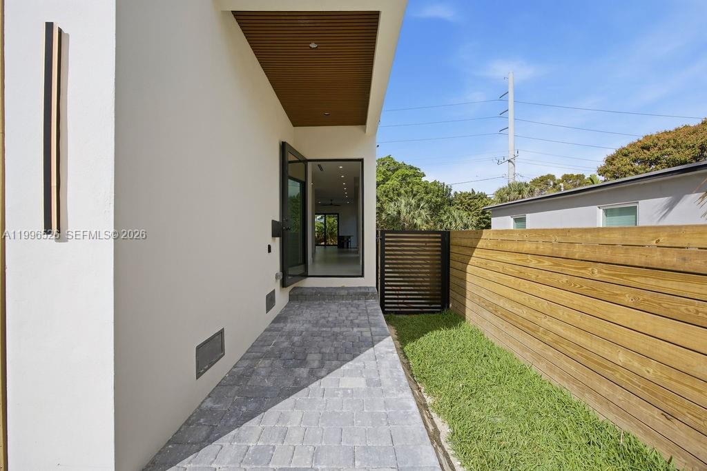 1337 NE 13th Ave #1337, Fort Lauderdale FL 33304