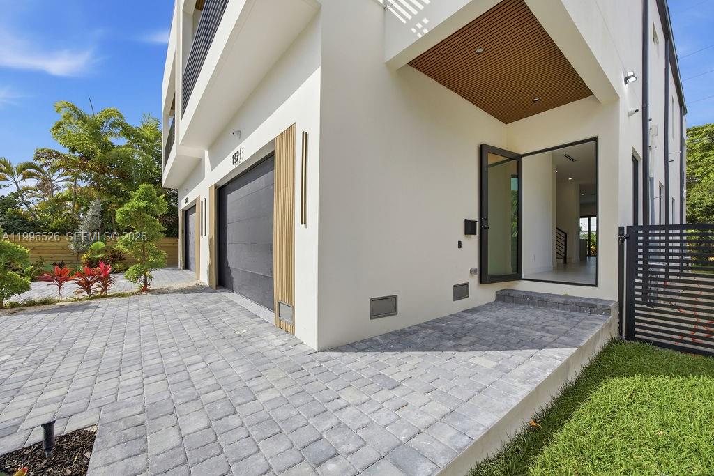 1337 NE 13th Ave #1337, Fort Lauderdale FL 33304