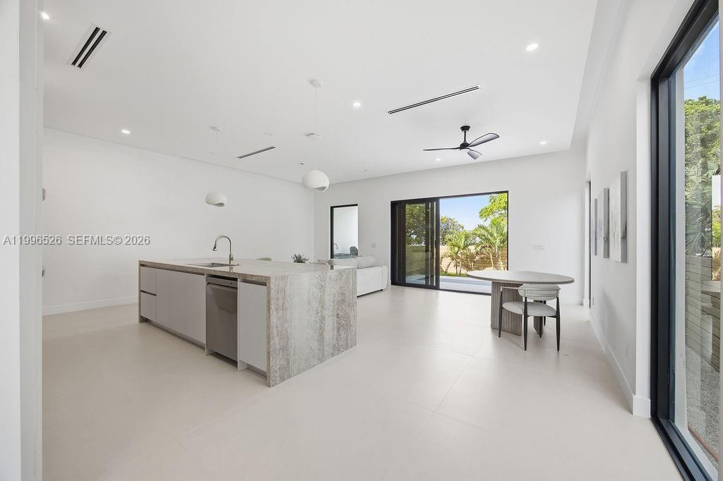 1337 NE 13th Ave #1337, Fort Lauderdale FL 33304