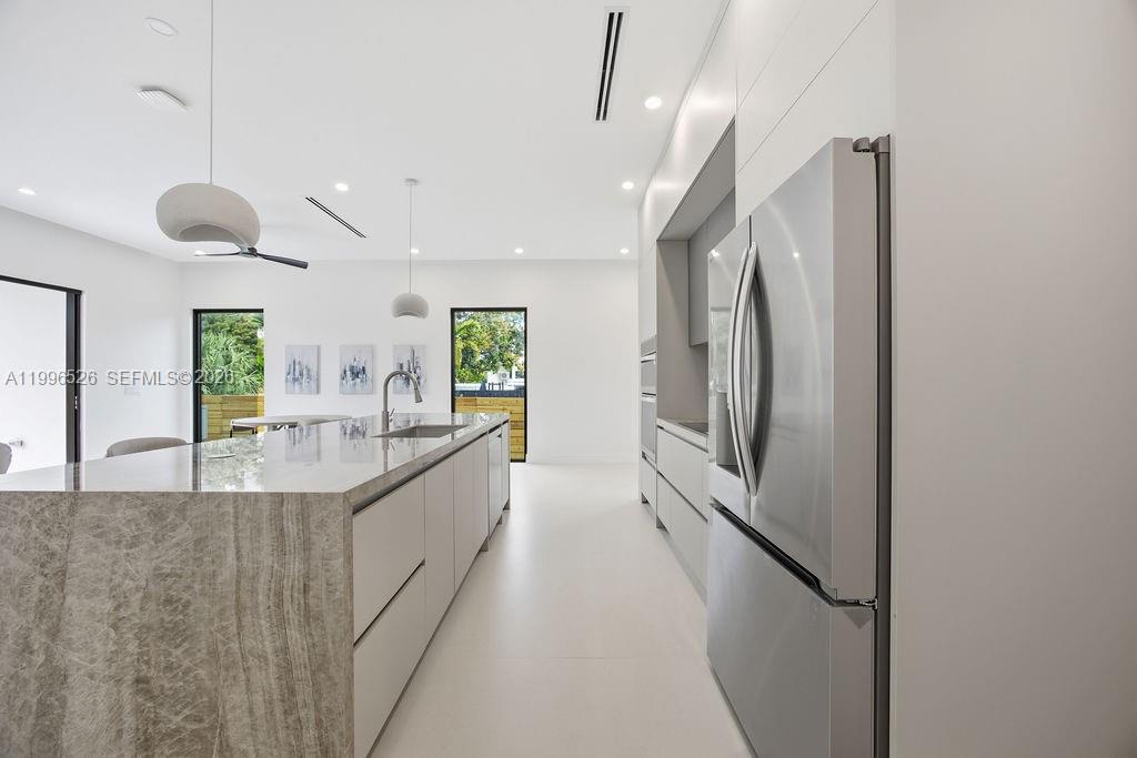 1337 NE 13th Ave #1337, Fort Lauderdale FL 33304