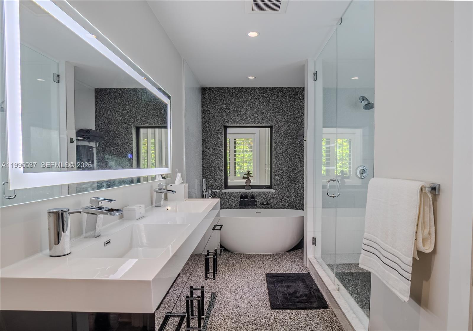 231 Fluvia Ave #0, Coral Gables FL 33134