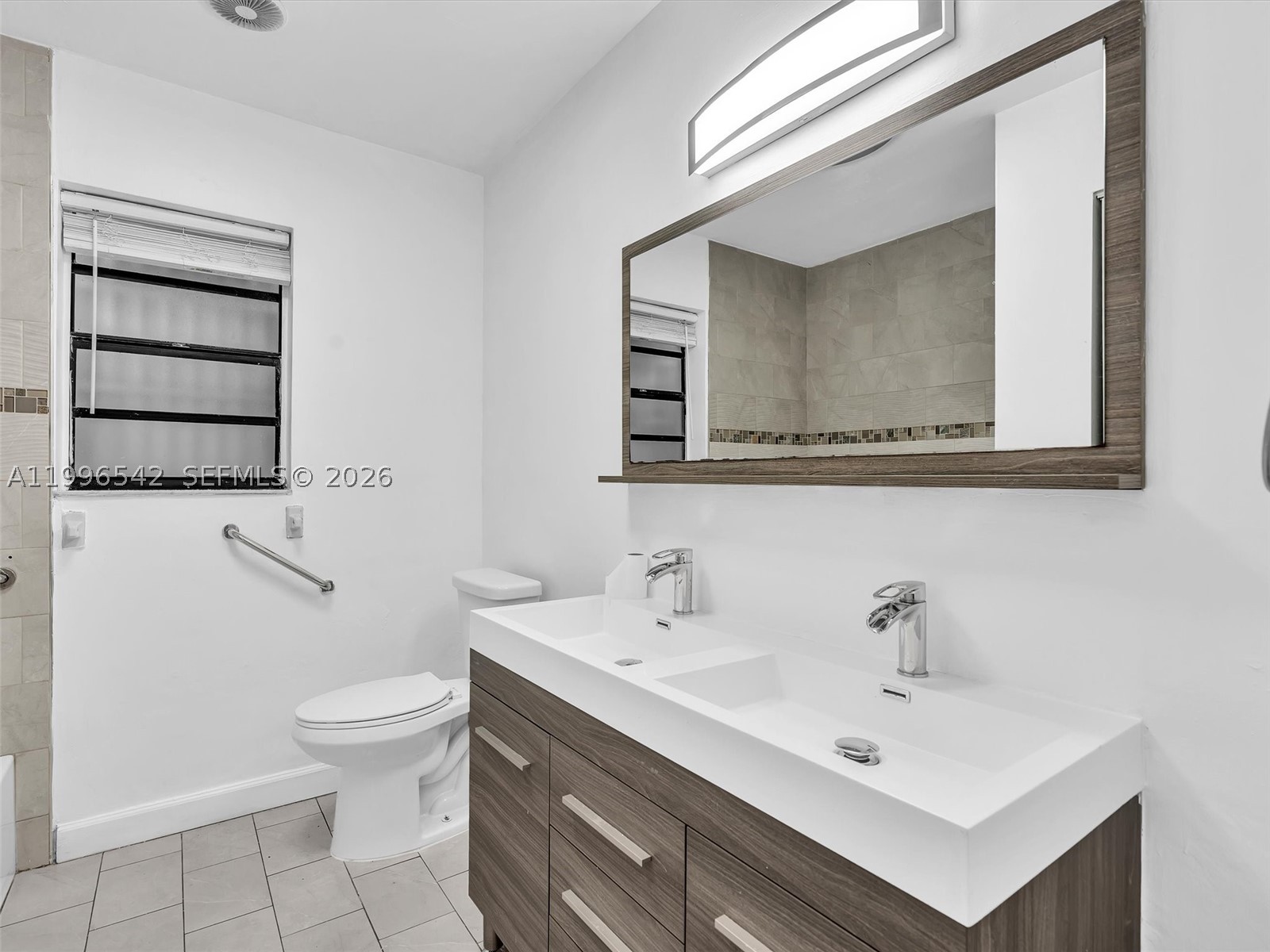 Dania Beach FL 33004 - A11996542