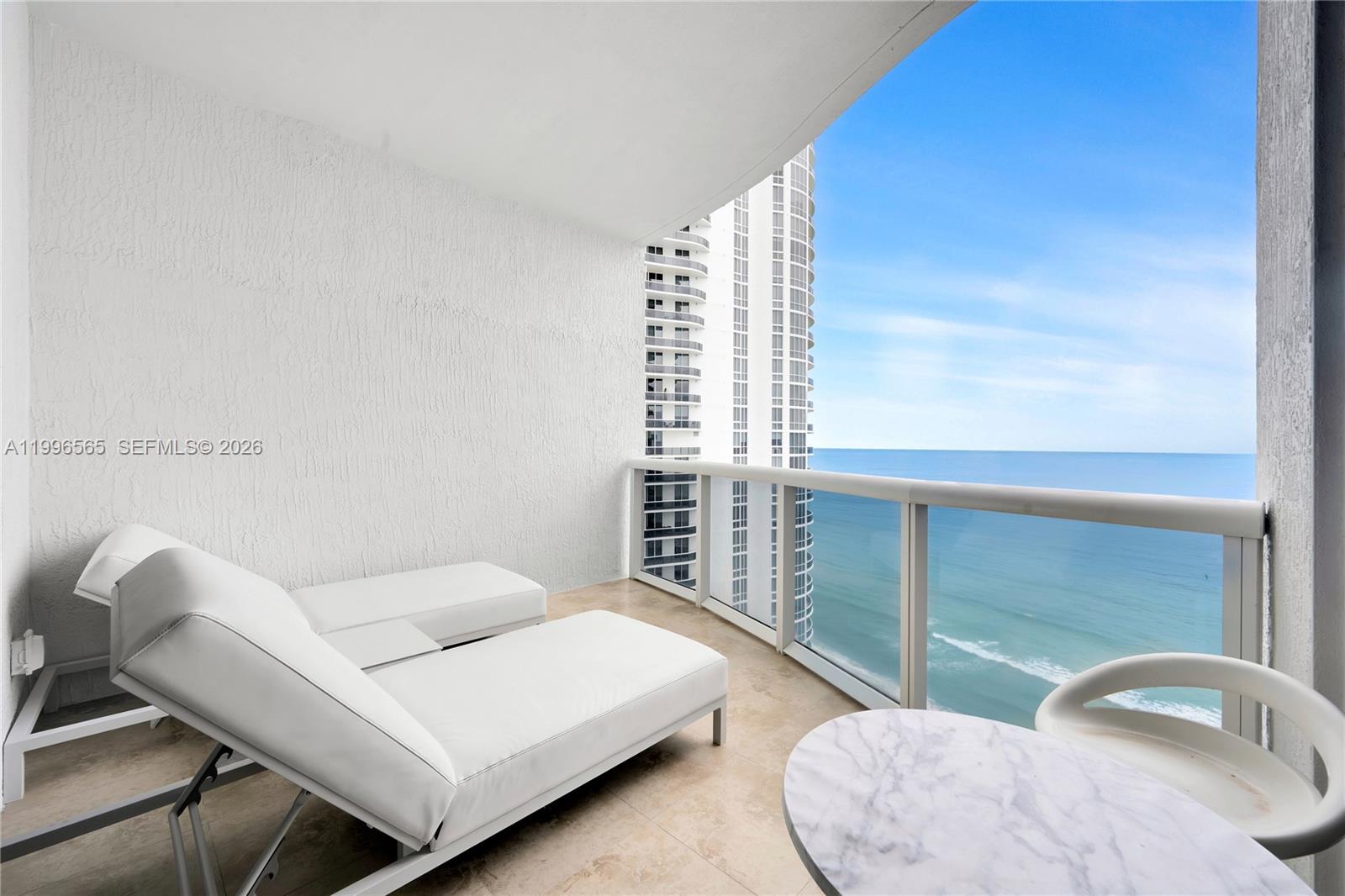 15901 Collins Ave #2104, Sunny Isles Beach FL 33160