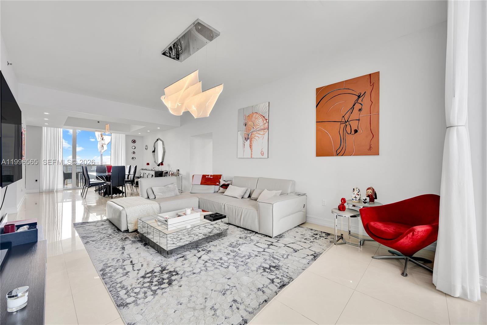 15901 Collins Ave #2104, Sunny Isles Beach FL 33160