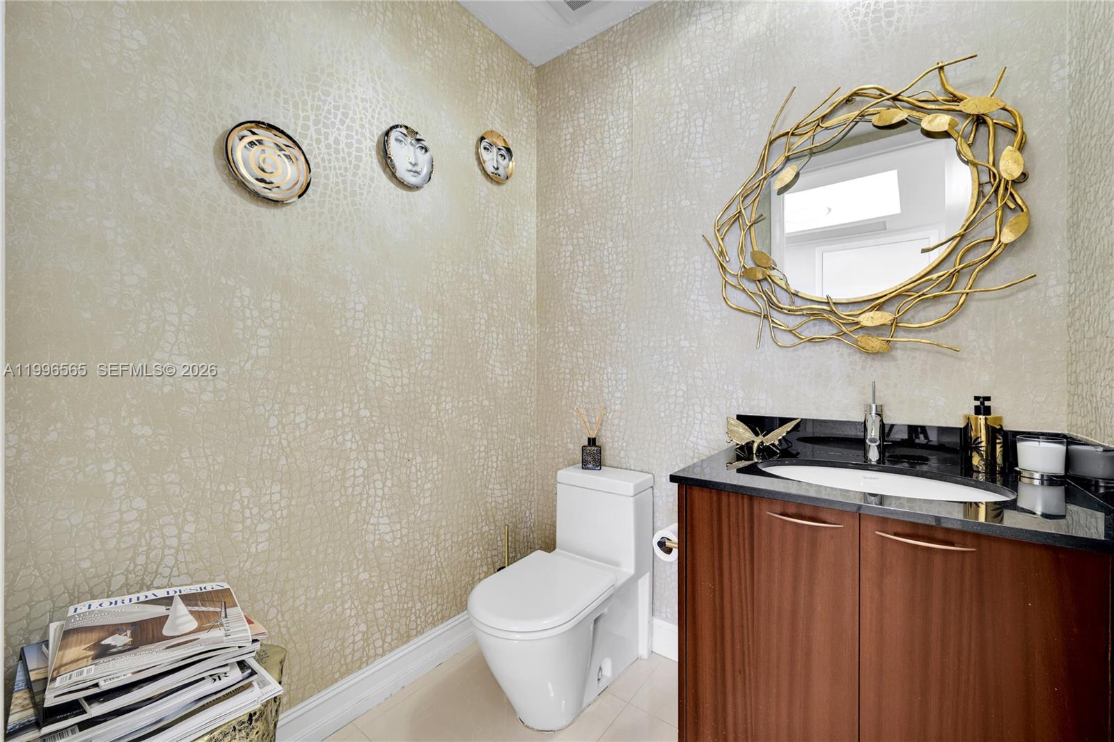 15901 Collins Ave #2104, Sunny Isles Beach FL 33160