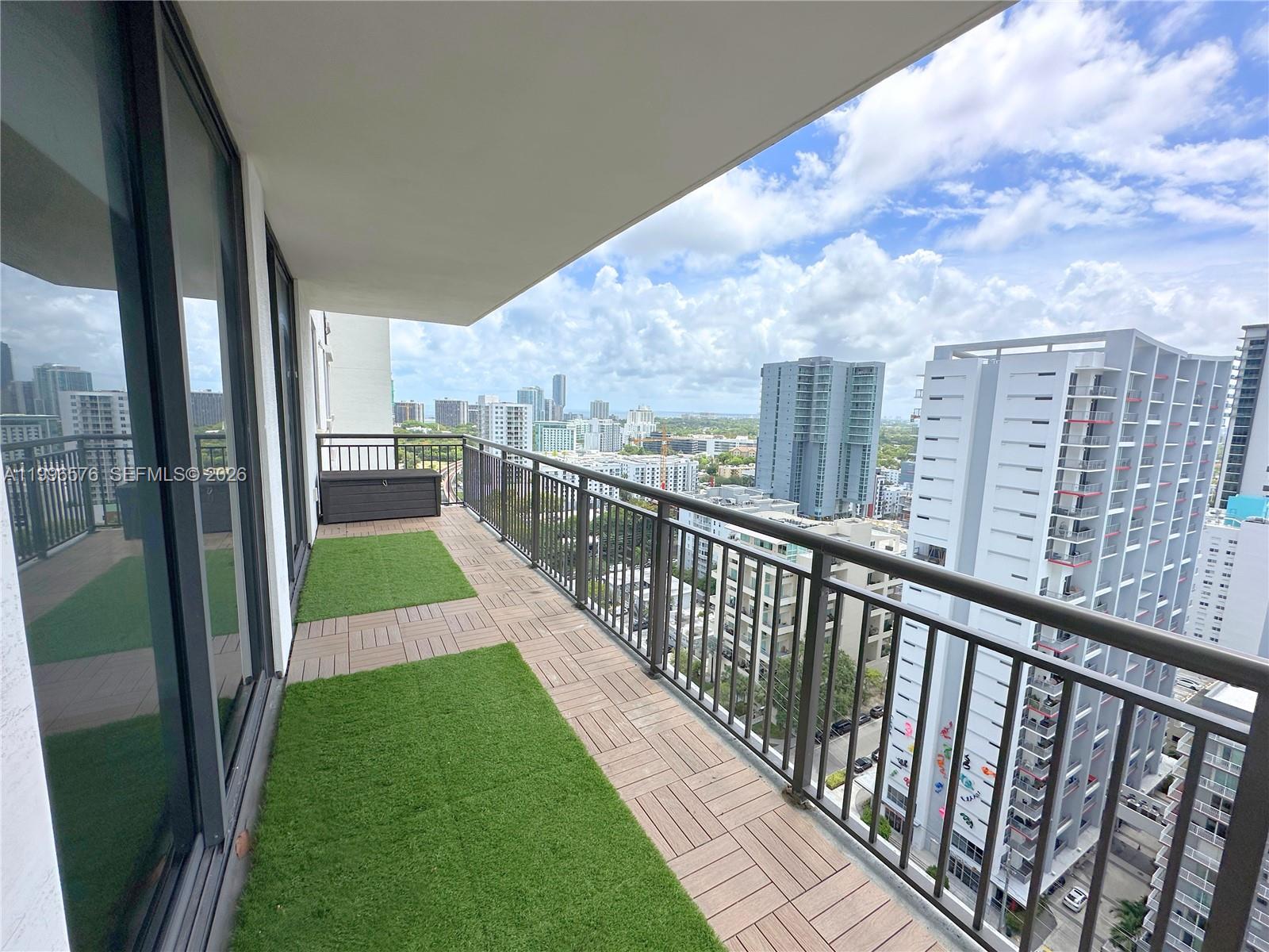 999 SW 1st Ave #2109, Miami FL 33130