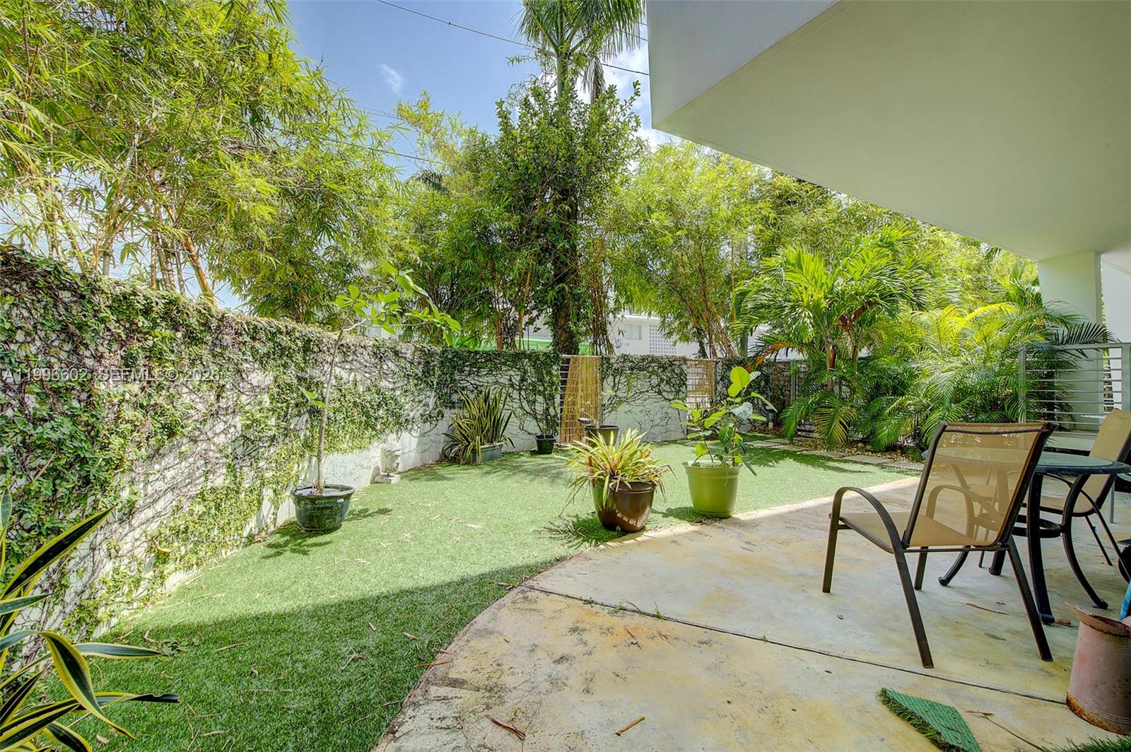 1577 Bay Rd #201, Miami Beach FL 33139