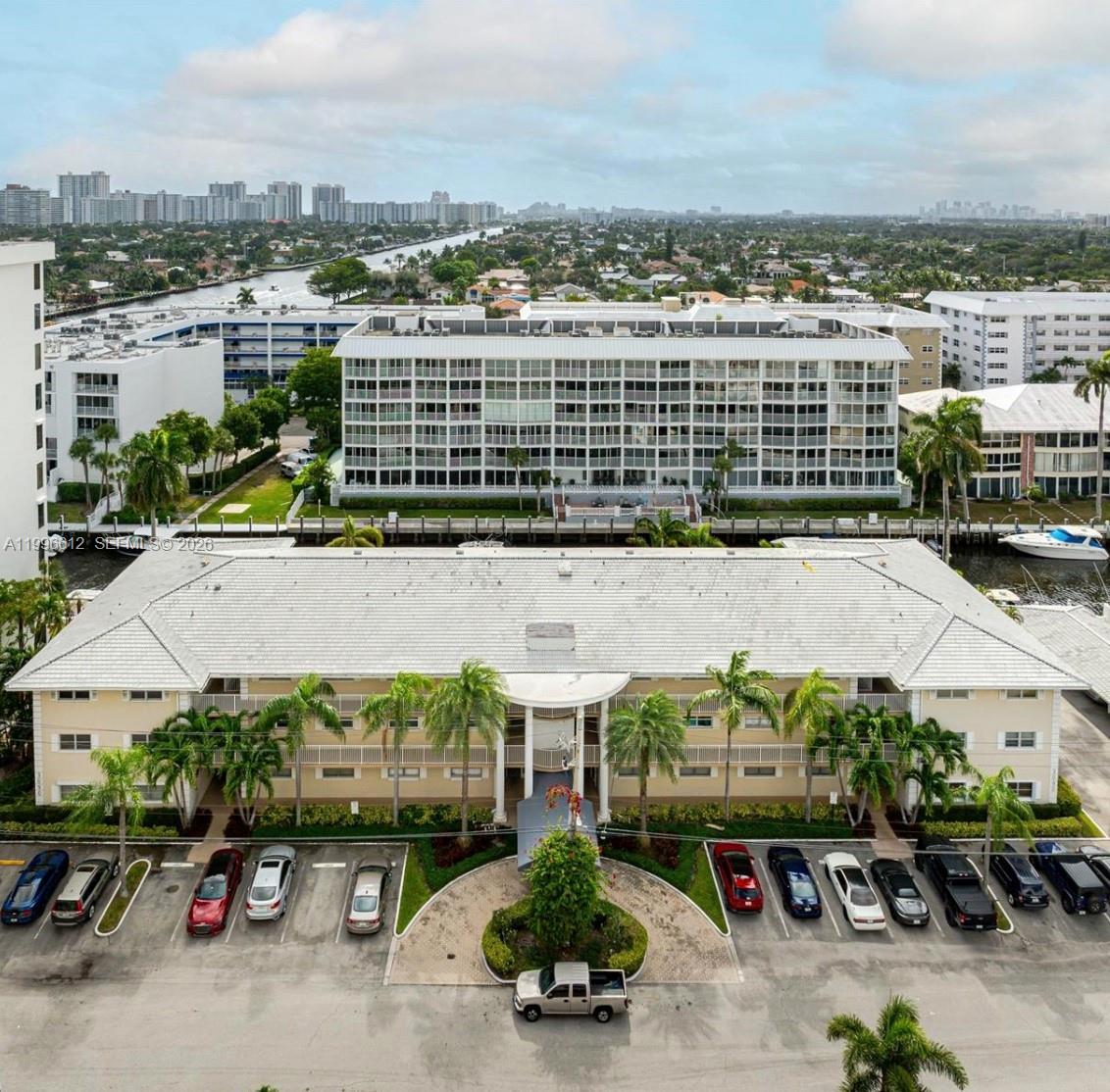 3090 NE 48th St #7, Fort Lauderdale FL 33308