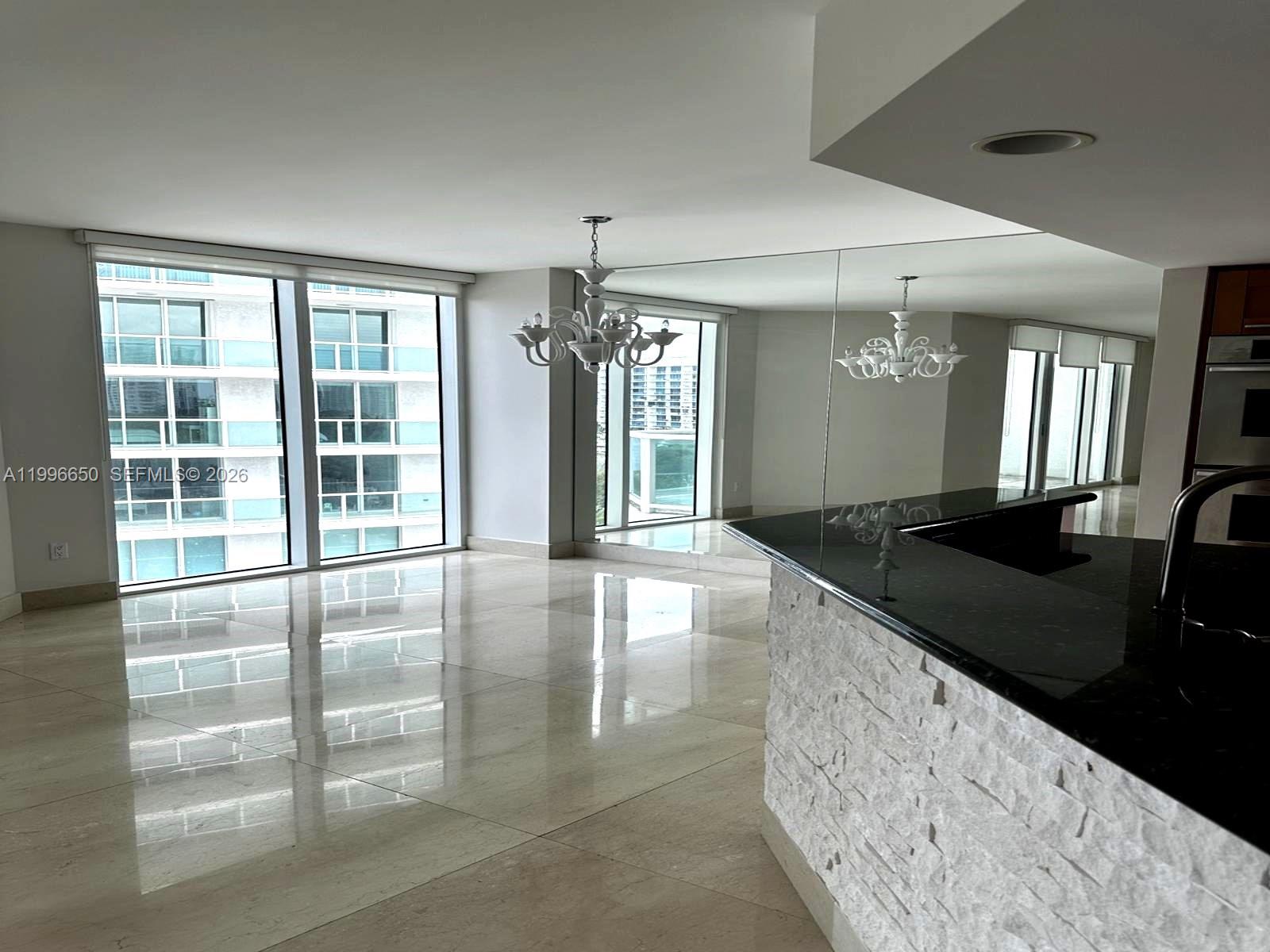 3301 NE 183rd St #809, Aventura FL 33160